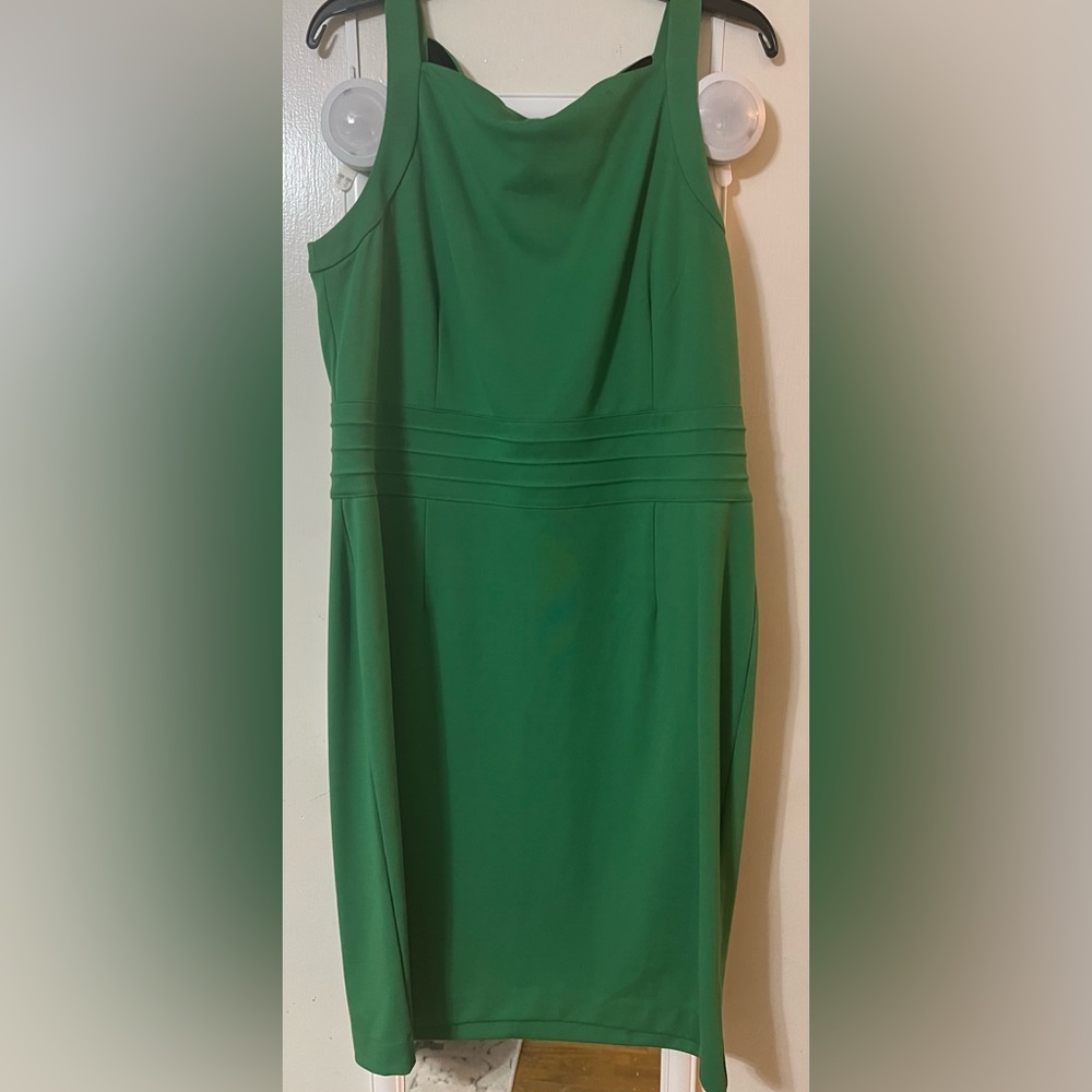 Renyah Dress